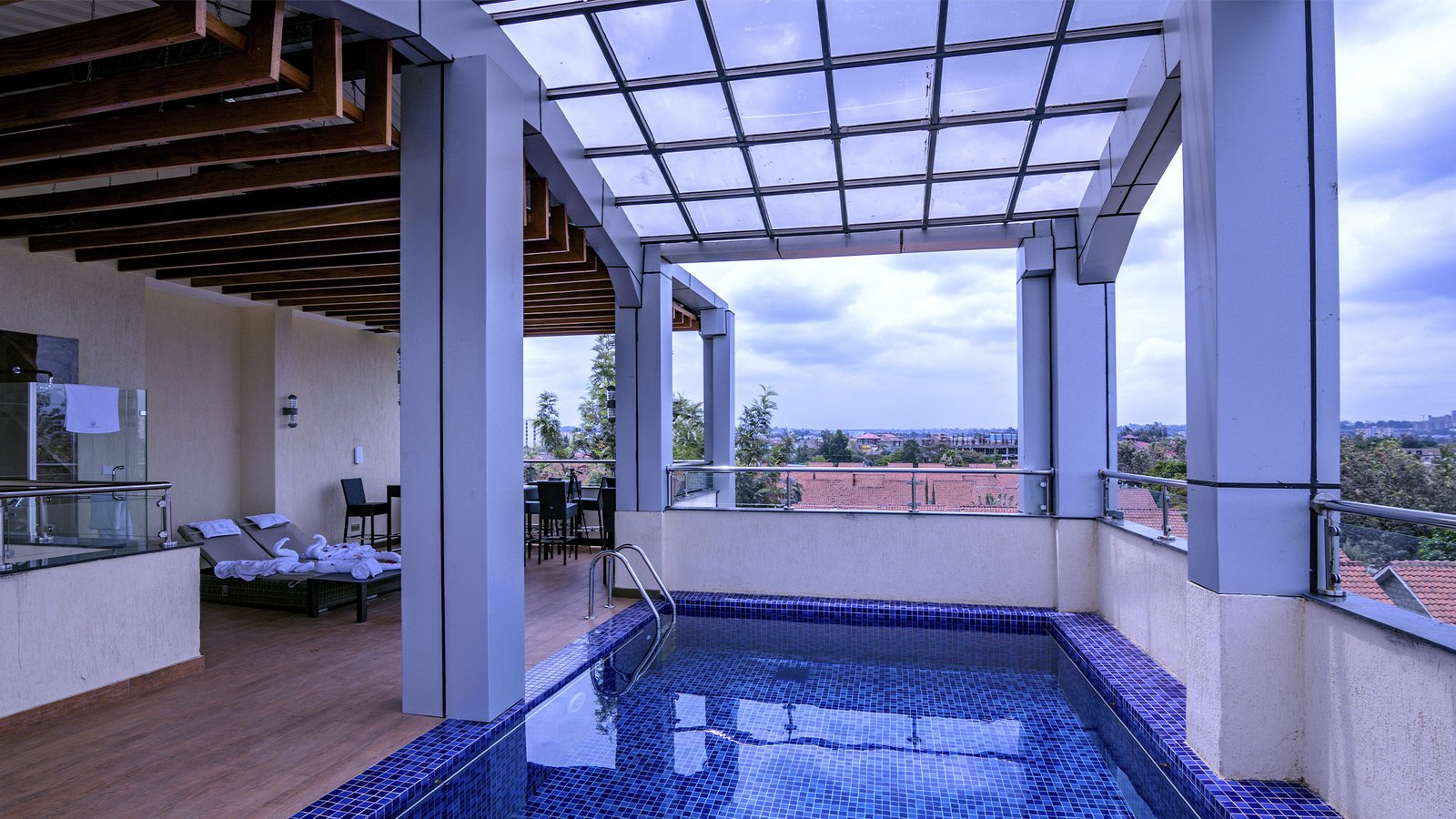Cobertura Retrátil para Piscina_ Vale a Pena Investir_